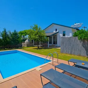 Villa Lavin